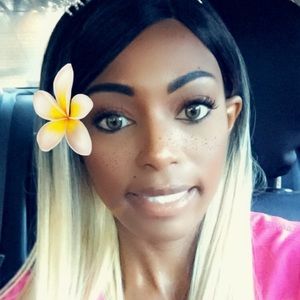 Meet your Posher, Irene